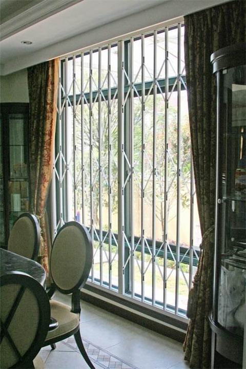 晉江室內(nèi)防護窗安裝指南與福鼎室內(nèi)防護窗廠價直銷服務介紹